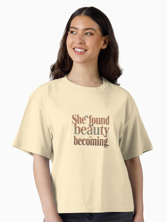 She found beauty Boxy T-Shirt